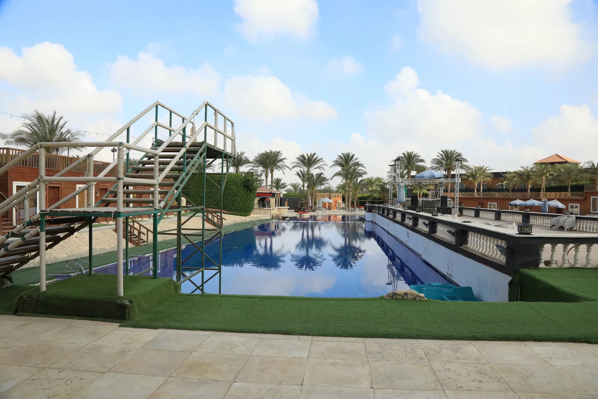 داي يوز